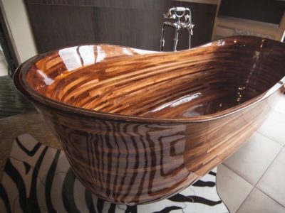 Former Boat Builder Sculpts Breathtaking Wooden Bathtubs