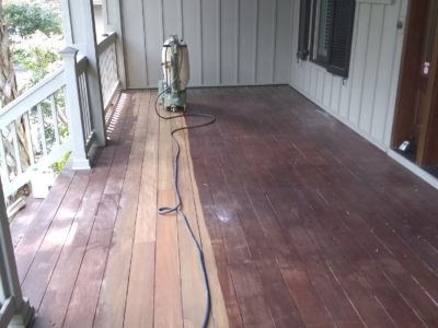 Here is another Ipê deck we did last week in Sea Pines. DID YOU KNOW? "Ip...